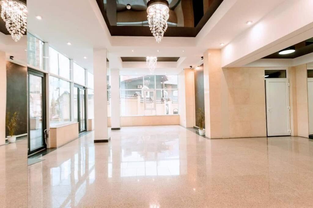 Hermes Cityview Apartment Chisinau Exterior photo